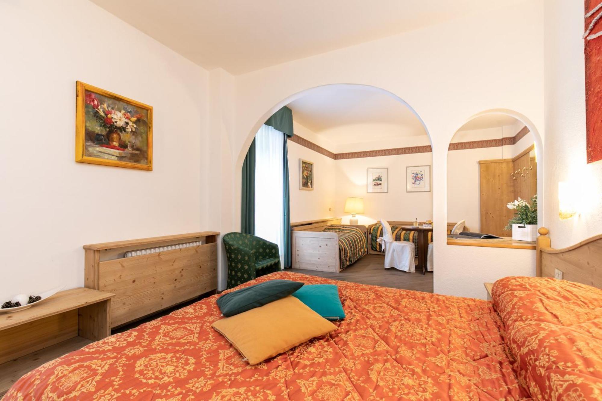 G. Hotel Des Alpes San Martino Di Castrozza Eksteriør bilde