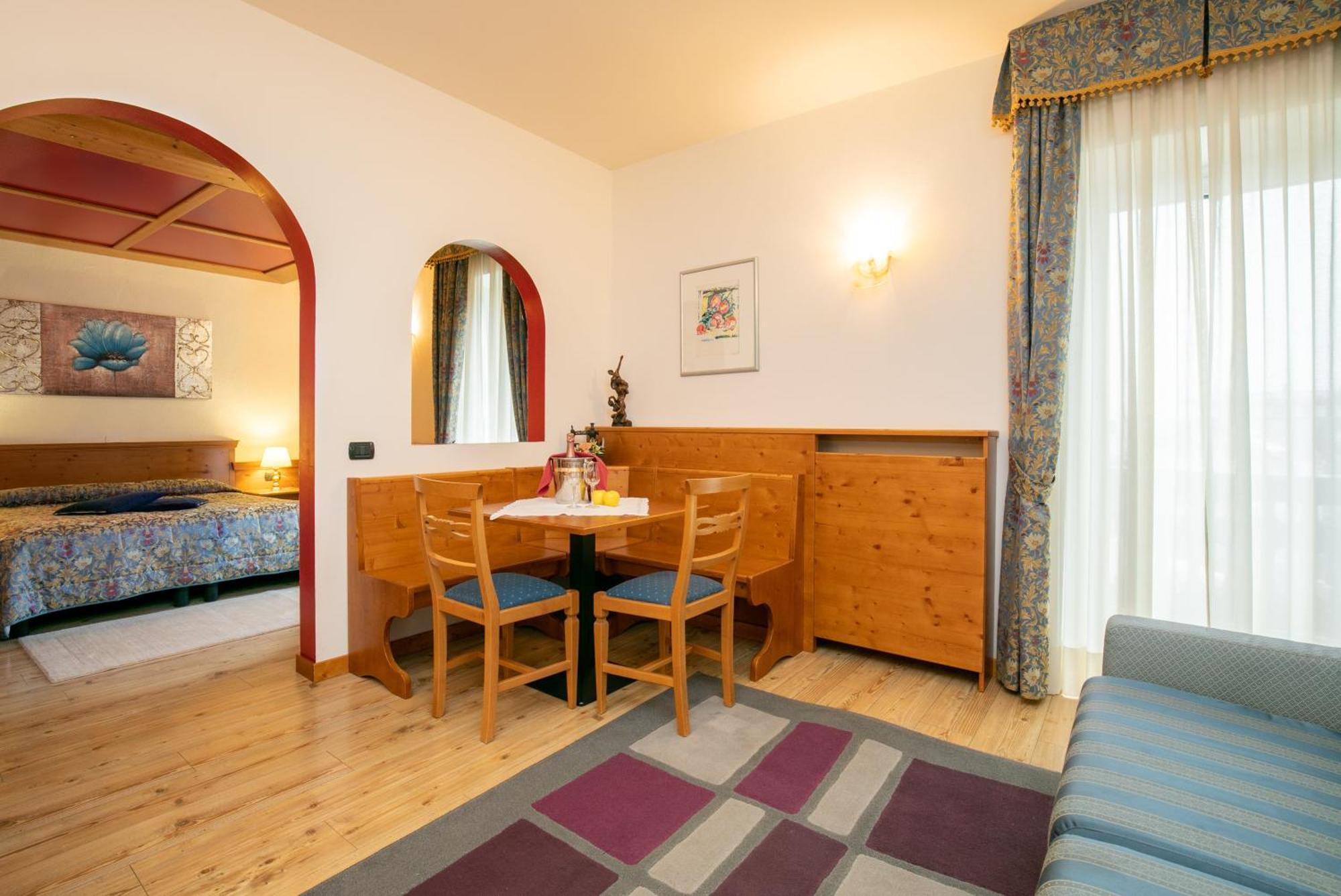 G. Hotel Des Alpes San Martino Di Castrozza Eksteriør bilde