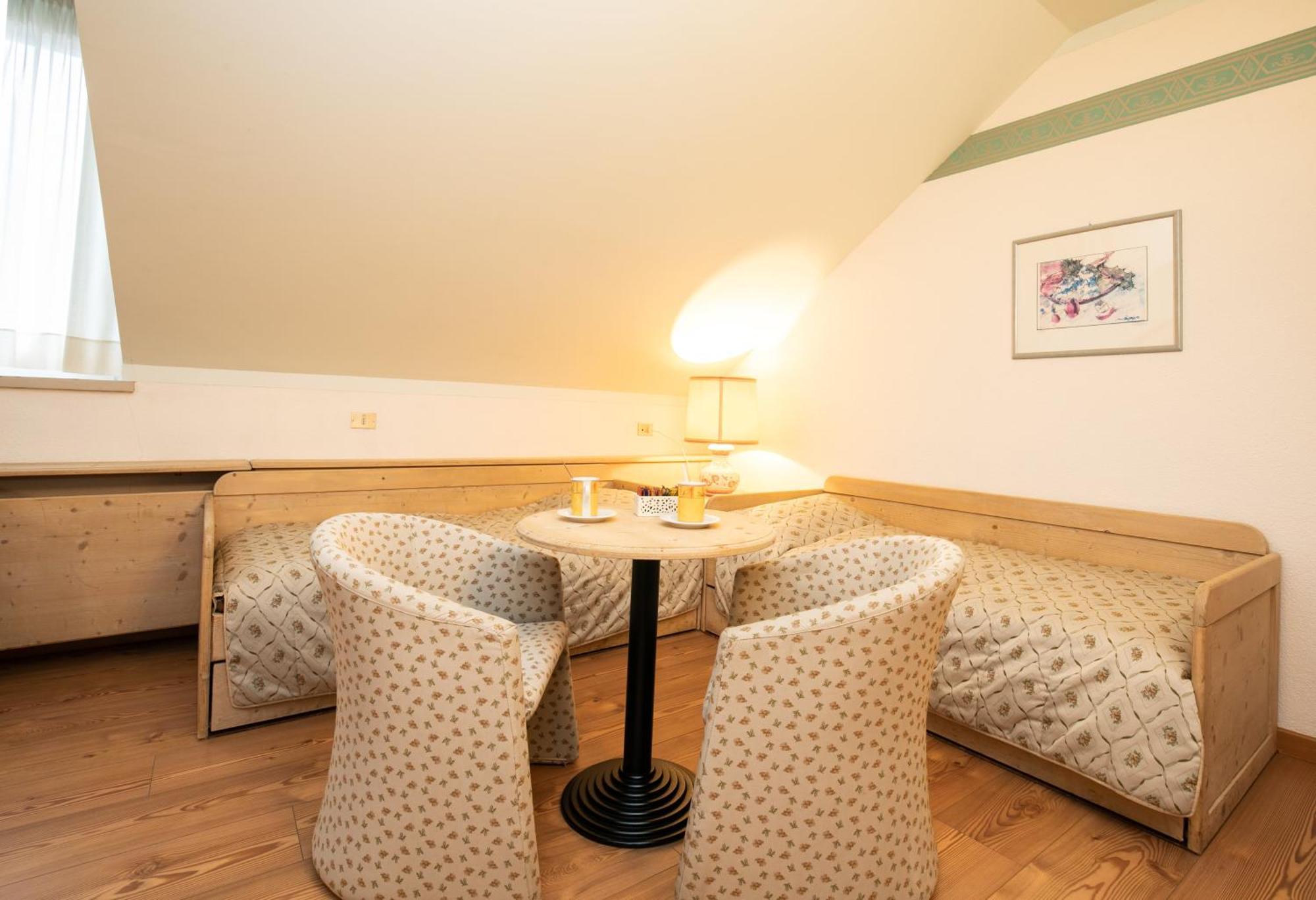 G. Hotel Des Alpes San Martino Di Castrozza Eksteriør bilde