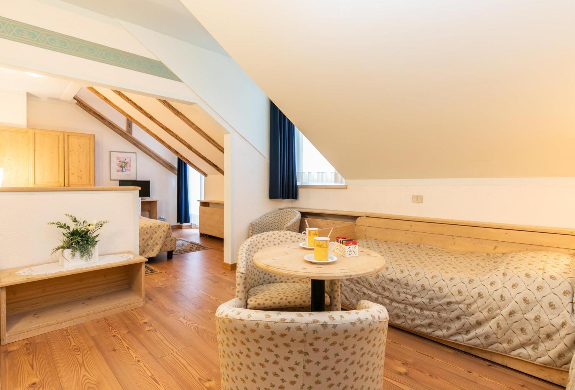 G. Hotel Des Alpes San Martino Di Castrozza Eksteriør bilde