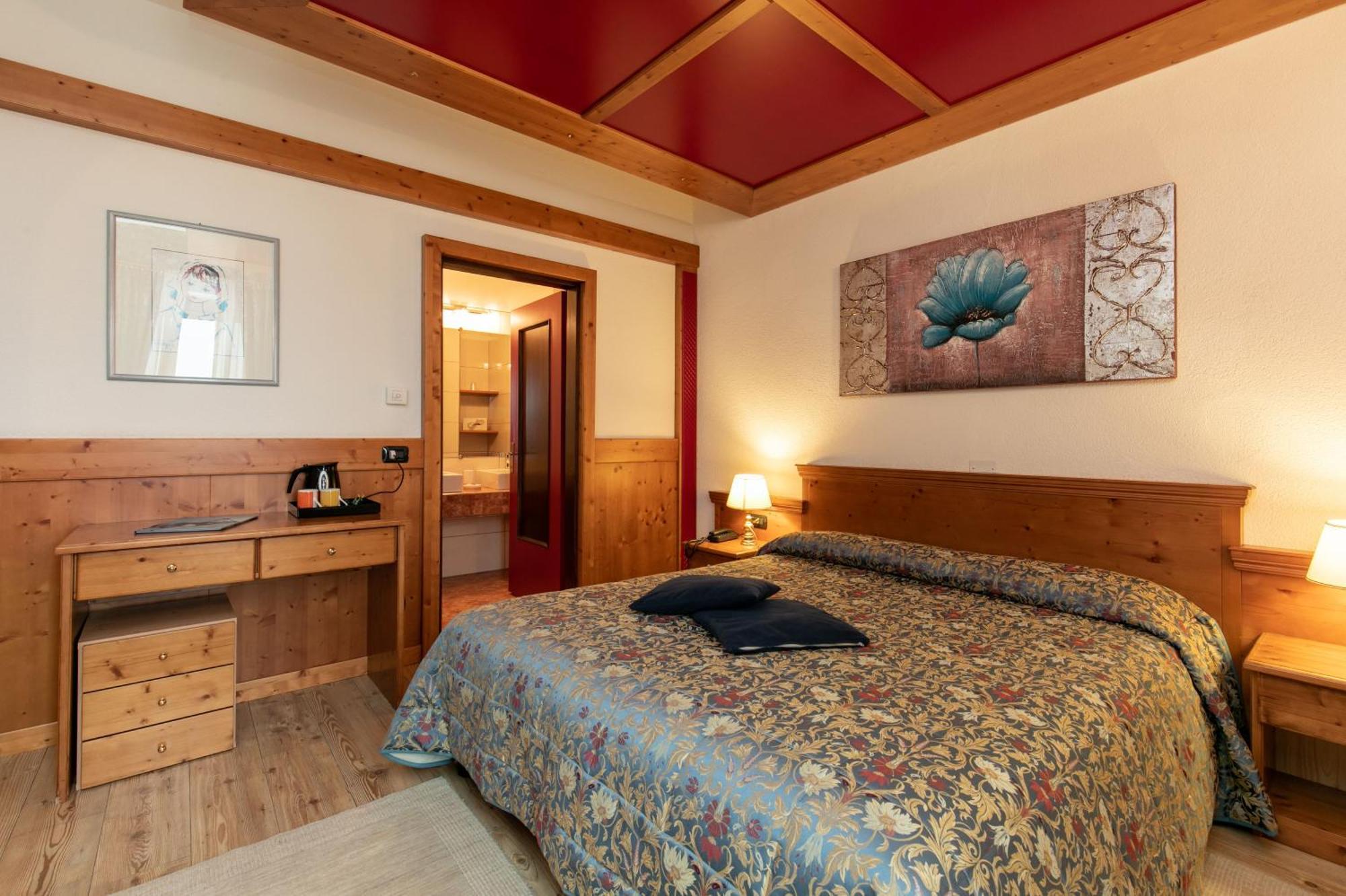 G. Hotel Des Alpes San Martino Di Castrozza Eksteriør bilde