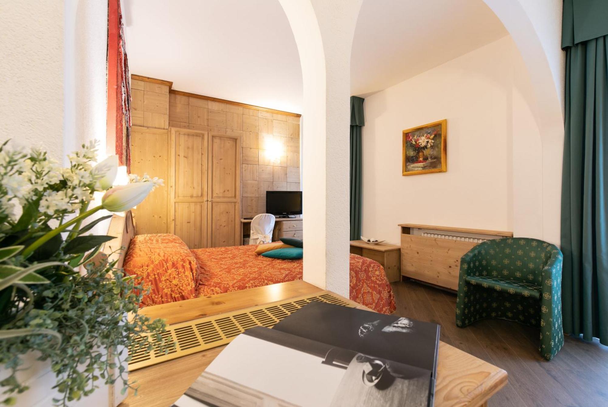 G. Hotel Des Alpes San Martino Di Castrozza Eksteriør bilde